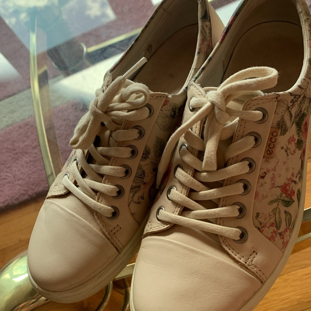 Ecco Spring Flowers Tennie